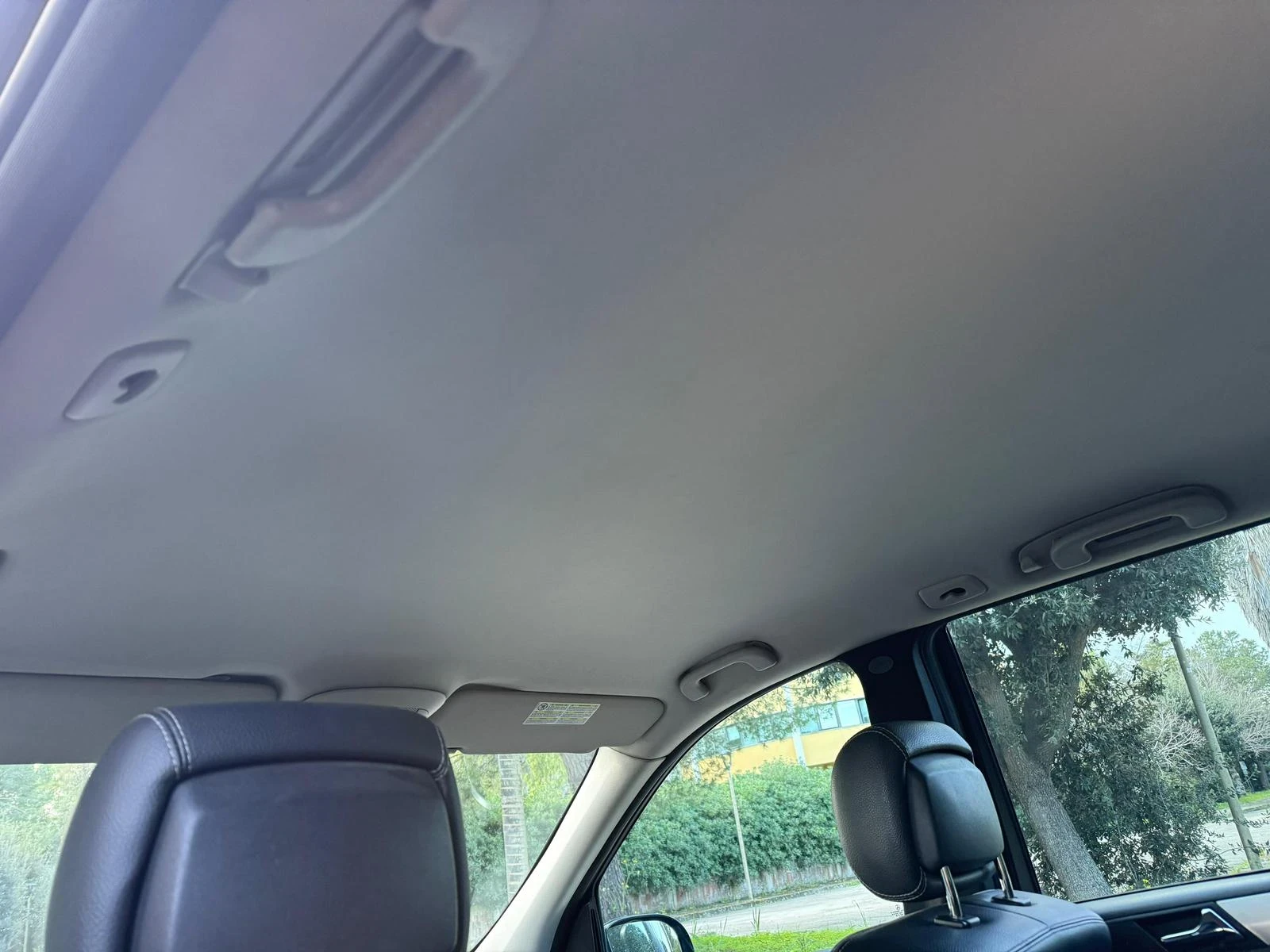 Mercedes-Benz ML 320 КАТО НОВ, снимка 14 - Автомобили и джипове - 53513913