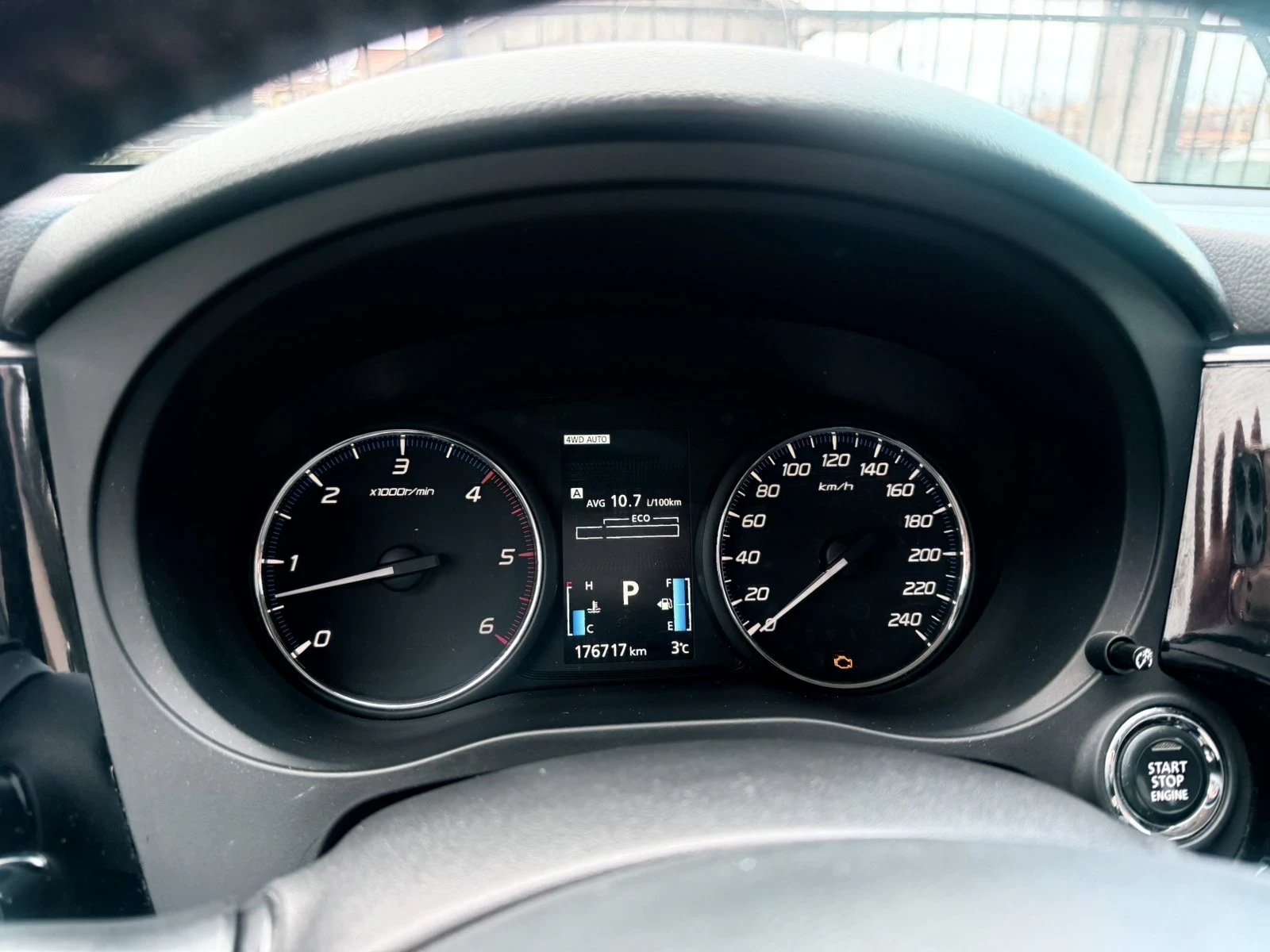 Mitsubishi Outlander  2.2 DI-D (150 HP) 4WD AUTOMATIC | Mobile.bg � ����������� 11