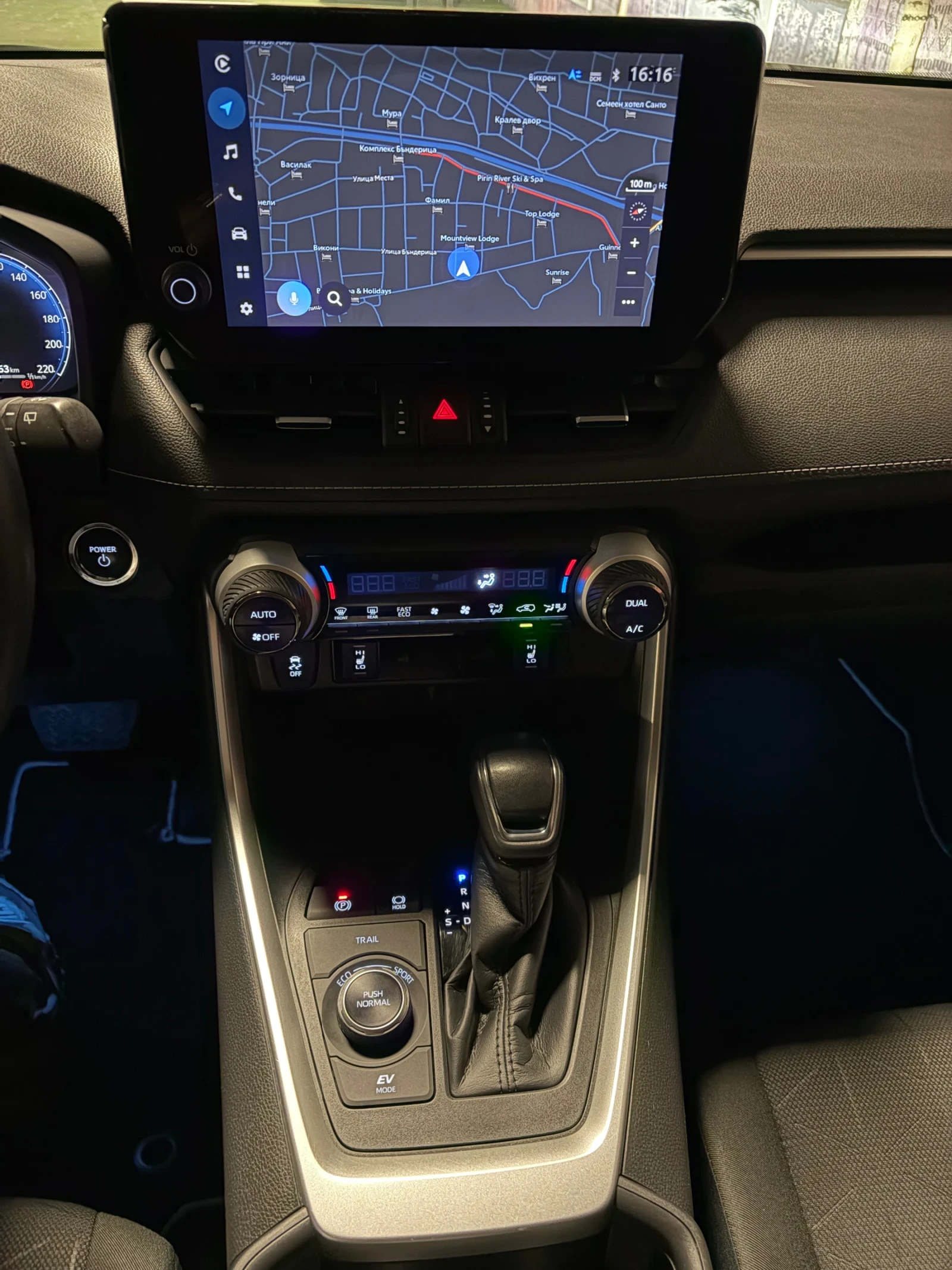 Toyota Rav4 2.5 Hybrid, снимка 6 - Автомобили и джипове - 53776174