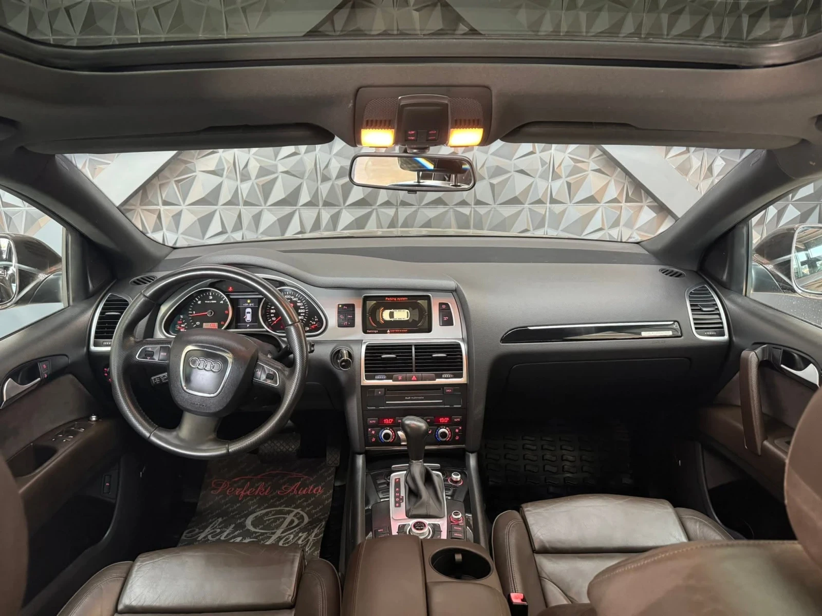 Audi Q7 3.0TDI, снимка 5 - Автомобили и джипове - 54372074