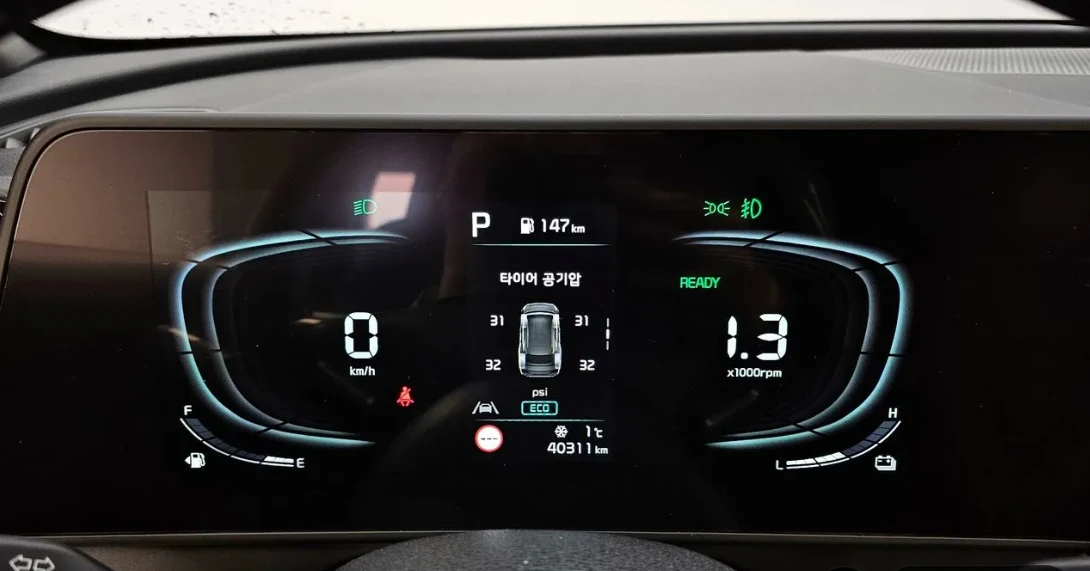 Kia Sportage HYBRID Noblesse 4WD, снимка 6 - Автомобили и джипове - 54422942