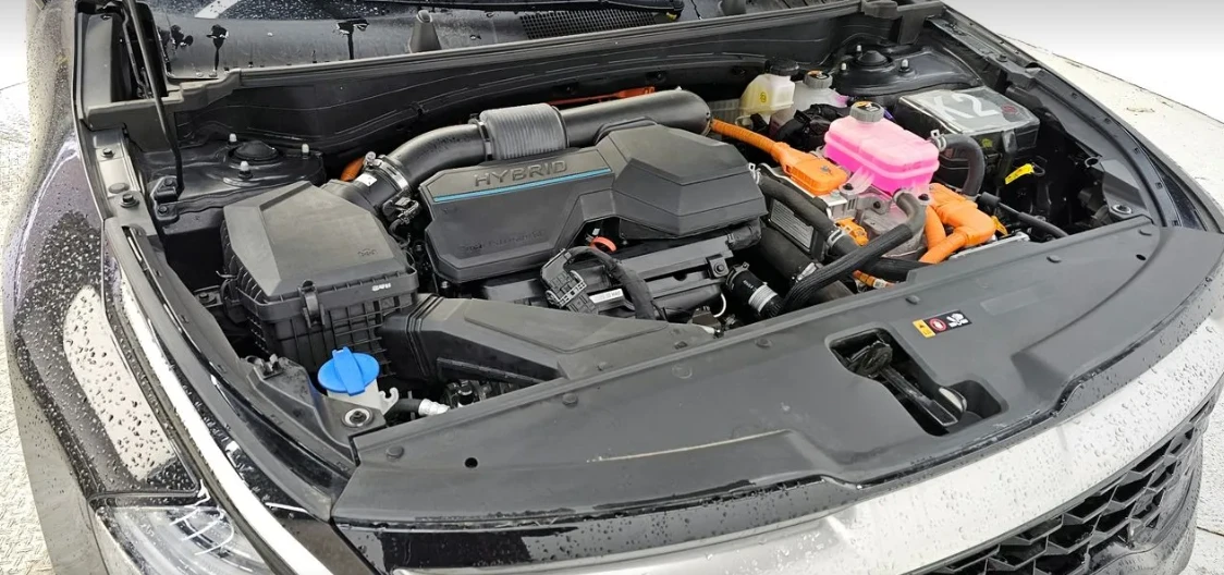 Kia Sportage HYBRID Noblesse 4WD, снимка 4 - Автомобили и джипове - 54422942