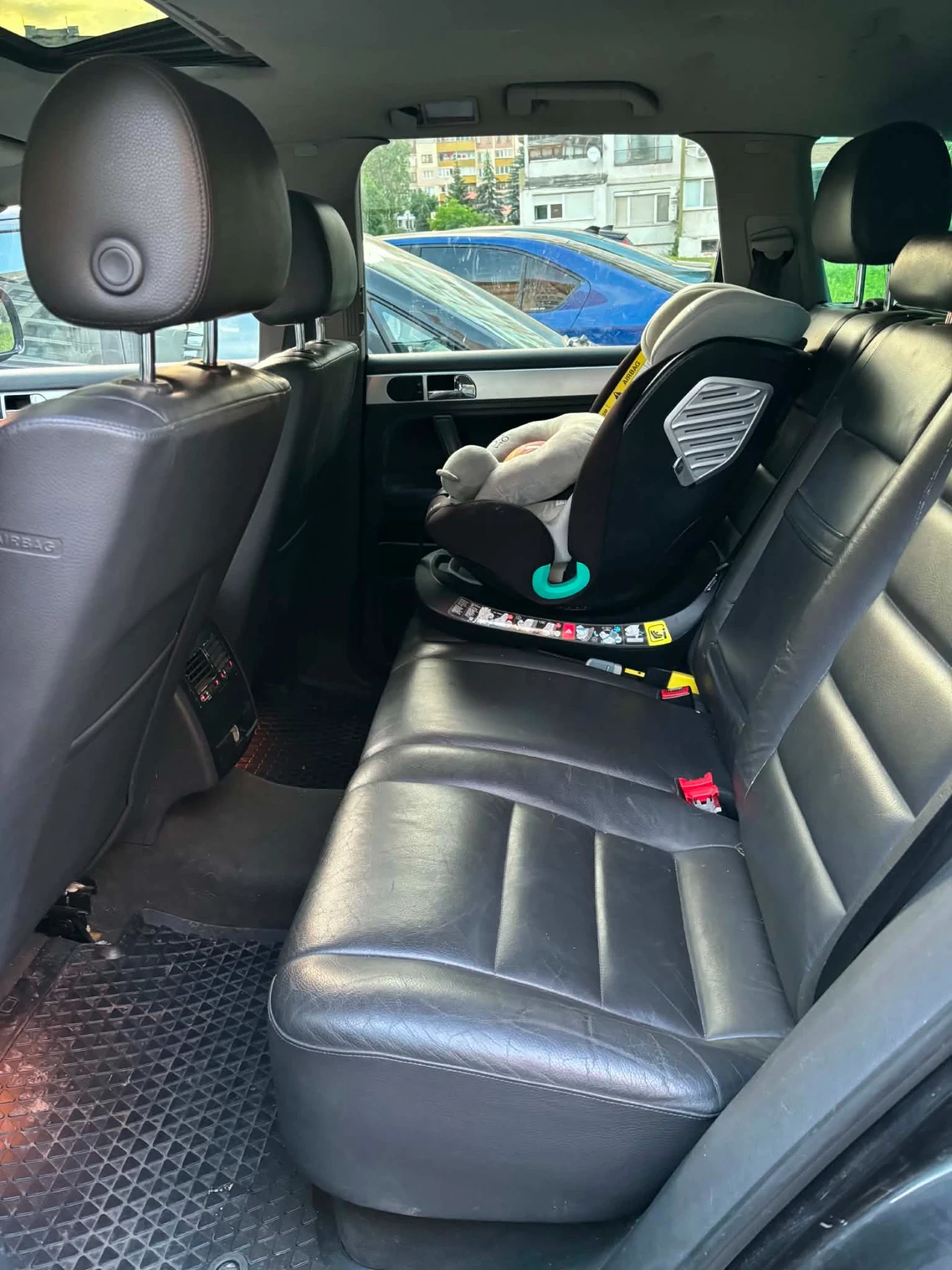VW Touareg, снимка 5 - Автомобили и джипове - 54864276
