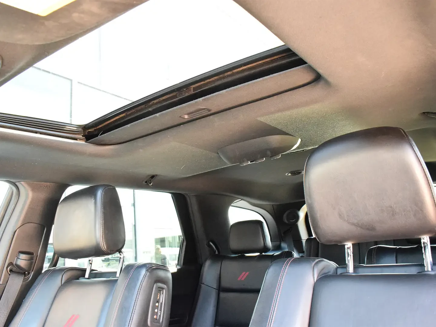 Dodge Durango R/T* 5.7* V8* 8ZF* ПОДГРЕВ* КАМЕРА* КЕЙЛЕС* LANE* , снимка 14 - Автомобили и джипове - 55574134