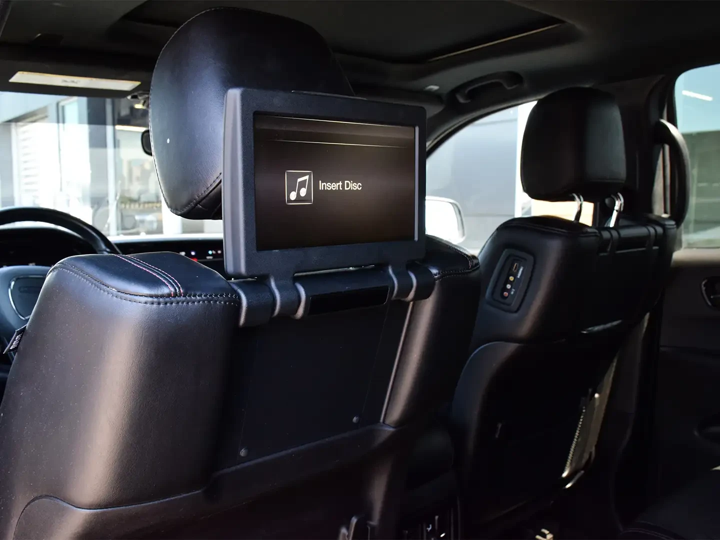 Dodge Durango R/T* 5.7* V8* 8ZF* ПОДГРЕВ* КАМЕРА* КЕЙЛЕС* LANE* , снимка 12 - Автомобили и джипове - 55574134