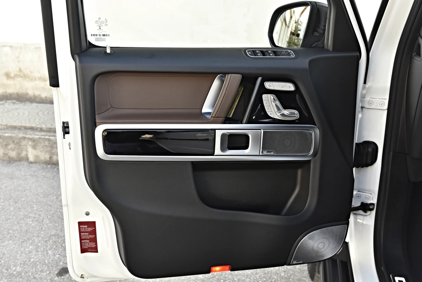 Mercedes-Benz G 350 D 63AMG-OPTIC * 360* AMG SOUND* 21AMG* FULL NOV, снимка 15 - Автомобили и джипове - 55980650