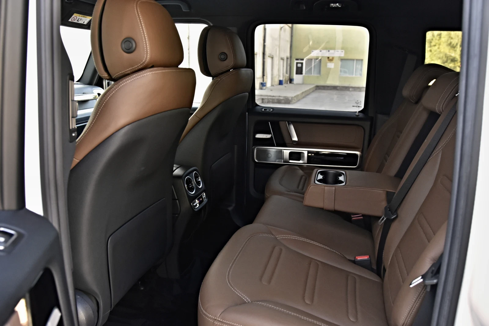 Mercedes-Benz G 350 D 63AMG-OPTIC * 360* AMG SOUND* 21AMG* FULL NOV, снимка 16 - Автомобили и джипове - 55980650