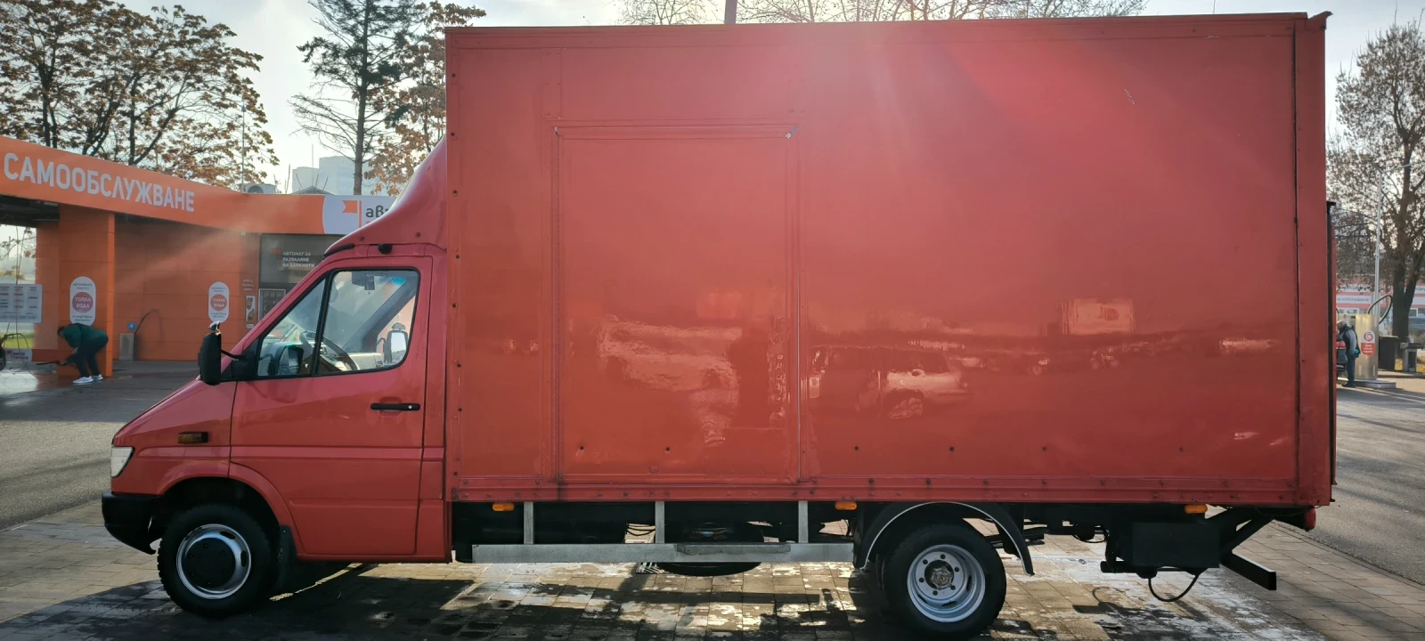 Mercedes-Benz Sprinter 412 Фургон с падащ борд  - изображение 10