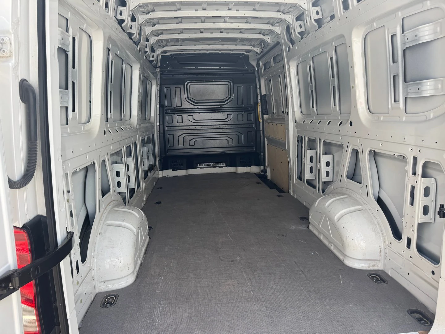 VW Crafter | Mobile.bg � ����������� 11