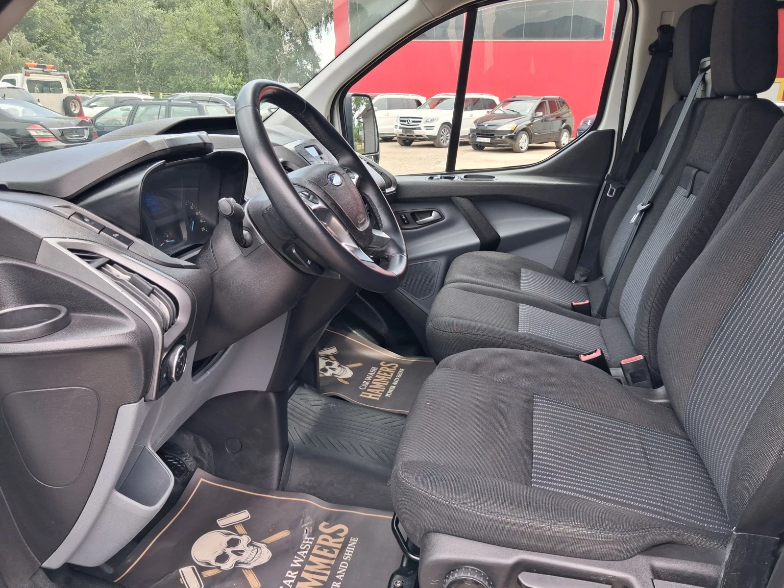 Ford Transit Custom 2.0 , 105 к.с. 9 места, дълга база, автопилот, снимка 10 - Бусове и автобуси - 54811438