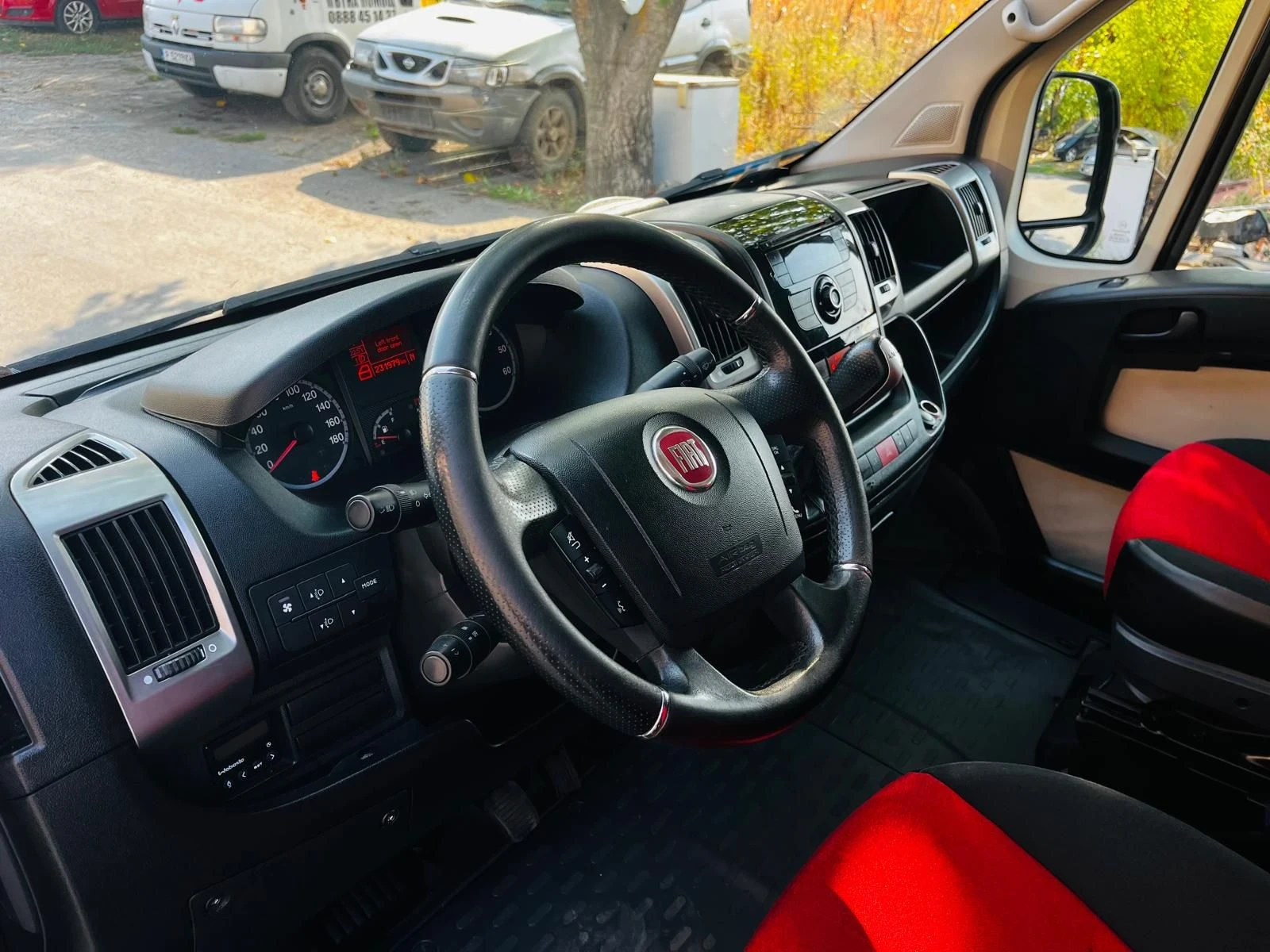 Fiat Ducato Пътнически, снимка 9 - Бусове и автобуси - 56038365