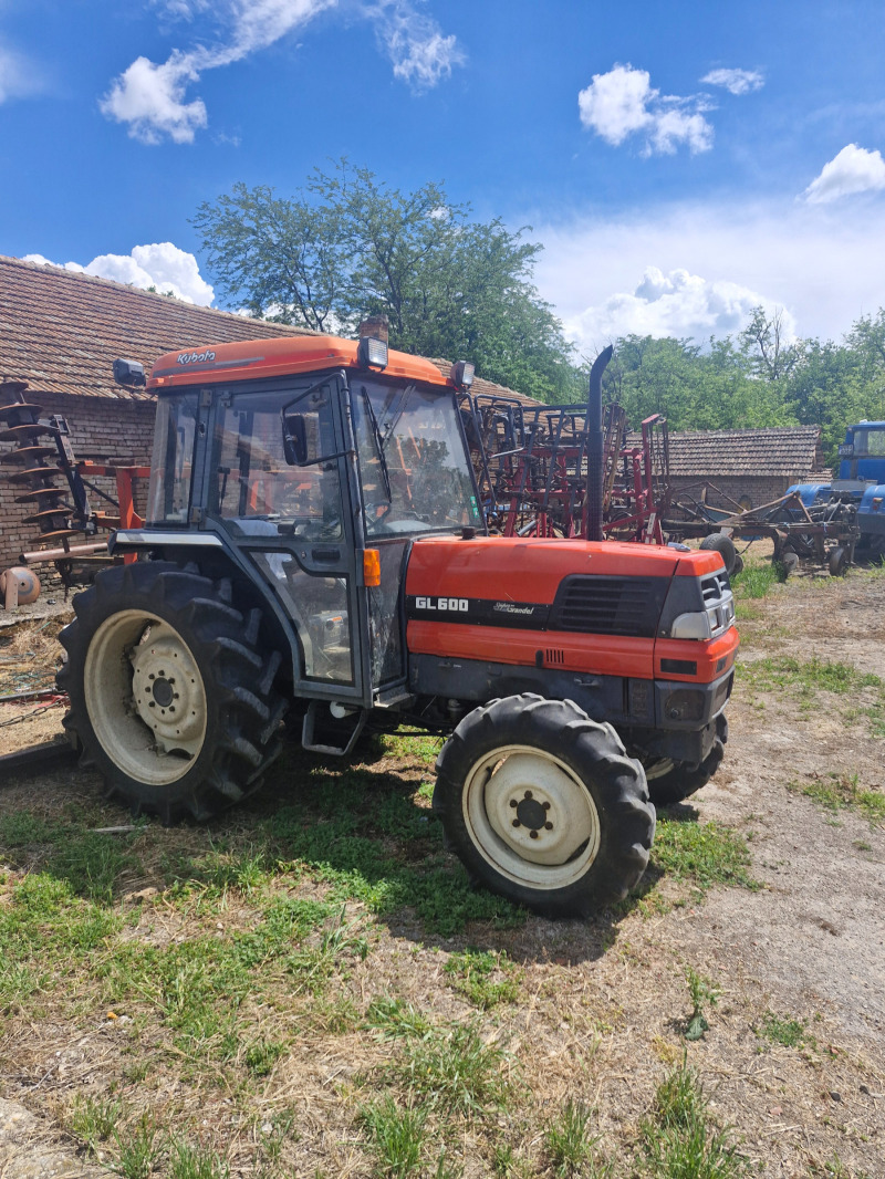 Трактор Kubota Gl600, снимка 1 - Селскостопанска техника - 46099454