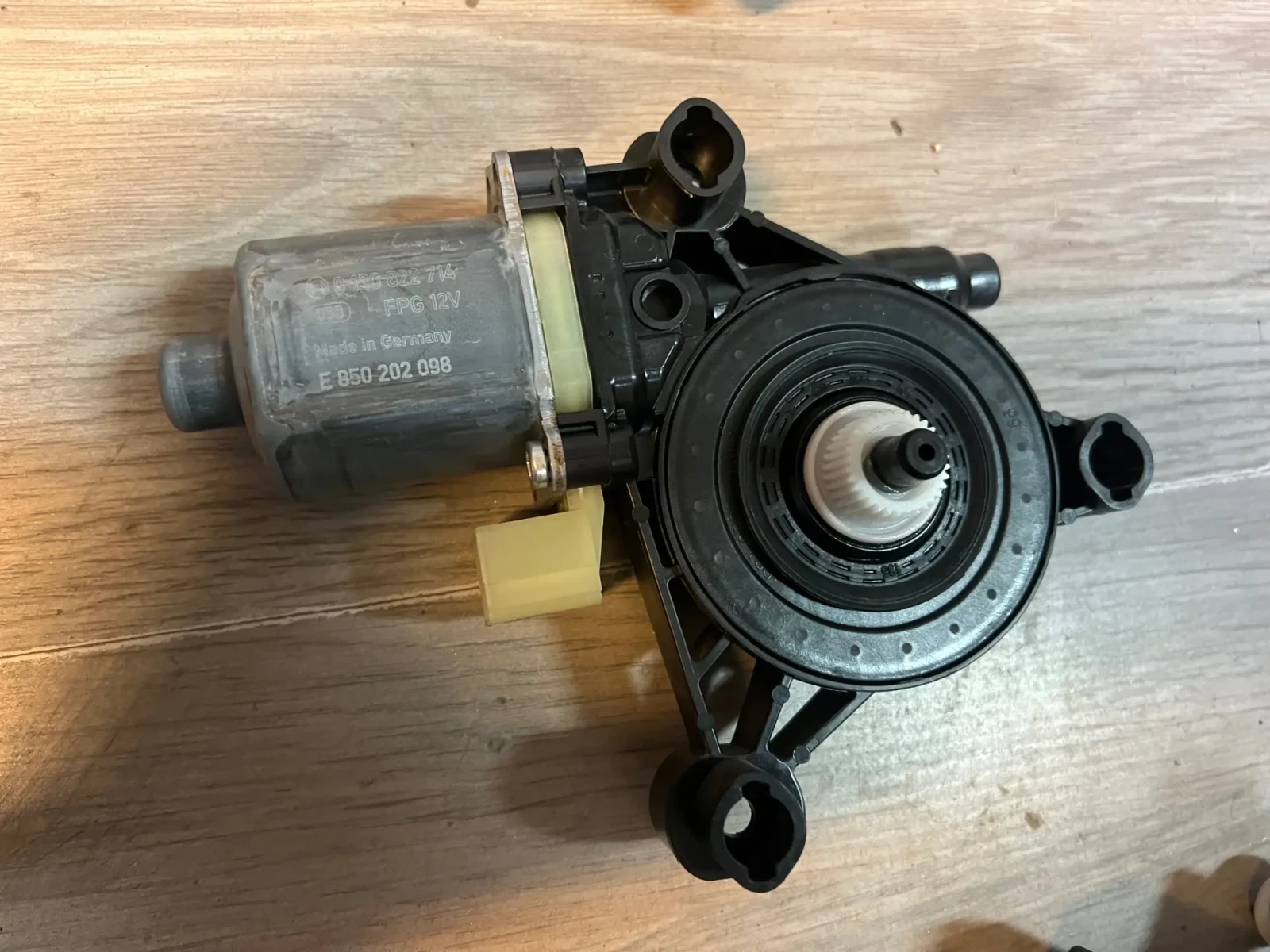 0130822714 ������� ��.������ SKODA SUPERB   5Q0959802A | Mobile.bg � ����������� 2