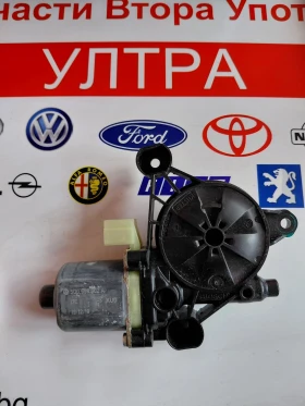 0130822714 Моторче ел.стъкло SKODA SUPERB, VW T-ROC   5Q0959802A, снимка 4 - Части - 51215846