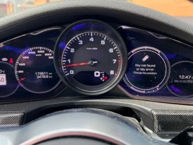 Porsche Panamera 4S  CARFAX, снимка 8