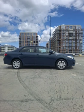 Toyota Corolla 1.6 с газово, снимка 6