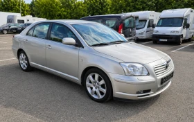 Toyota Avensis 2.0 бензин Холандия, снимка 1