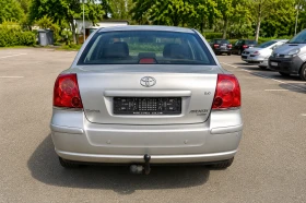 Toyota Avensis 2.0 бензин Холандия, снимка 4