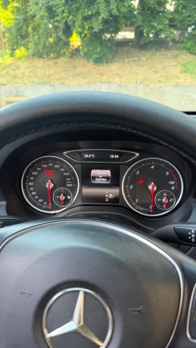 Mercedes-Benz A 180, снимка 13