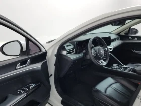 Kia K5 2.0 - САМО 30% АВАНС, снимка 10