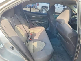 Toyota Camry 2.5l Le, снимка 10
