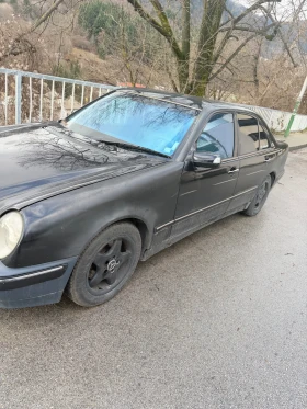 Mercedes-Benz E 320 - 2150 € / 4205.03 лв. - 54381556 5