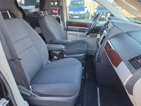 Chrysler Gr.voyager 2.8CRD 163к.с. Автомат* Stow n Go* , снимка 6 - Автомобили и джипове - 53622337