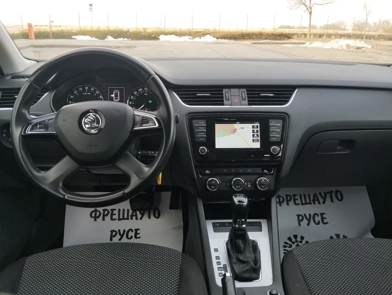 Skoda Octavia 2.0tdi Navi , снимка 9 - Автомобили и джипове - 43279424