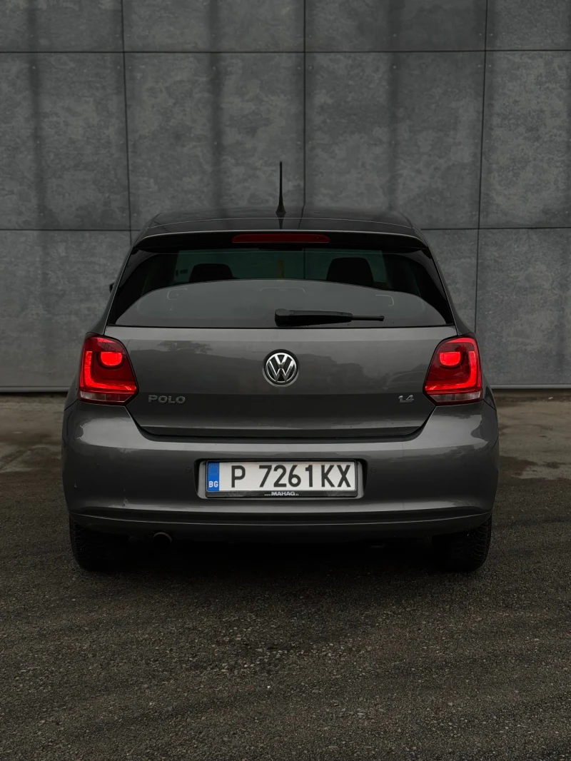 VW Polo 2012 FACELIFT, снимка 3 - Автомобили и джипове - 47990093