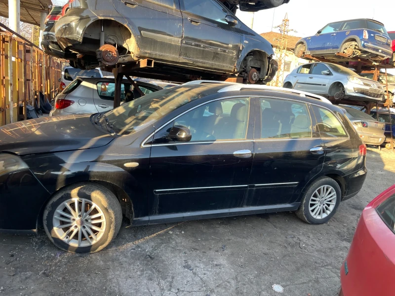 Fiat Croma, снимка 4 - Автомобили и джипове - 49087592