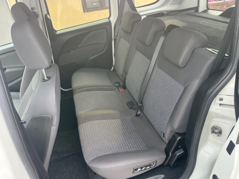 Fiat Doblo 1.4T метан/бензин, снимка 9 - Автомобили и джипове - 49321232