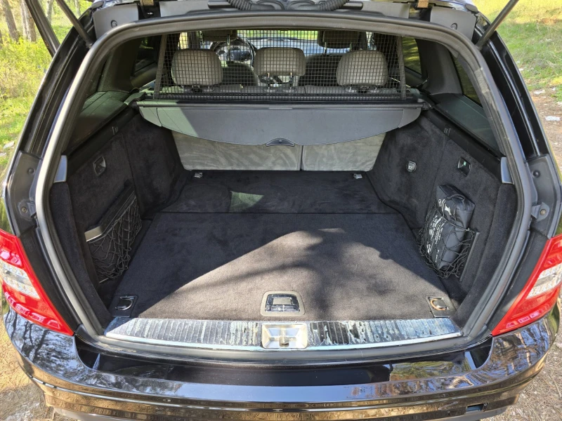 Mercedes-Benz C 320, снимка 6 - Автомобили и джипове - 49883317