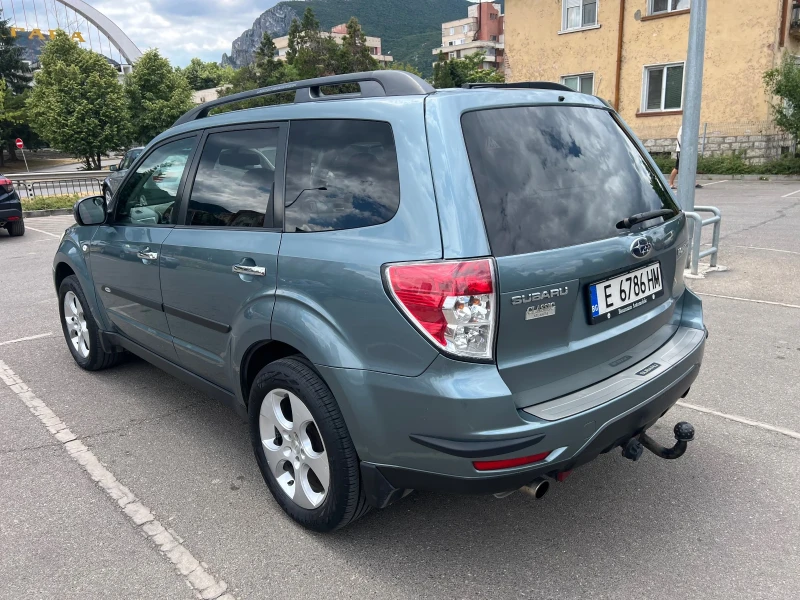 Subaru Forester, снимка 3 - Автомобили и джипове - 52327132