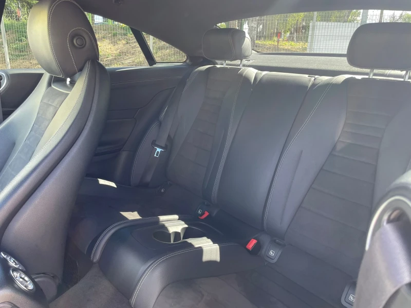 Mercedes-Benz E 220 / AMG COUPE, снимка 10 - Автомобили и джипове - 51490750