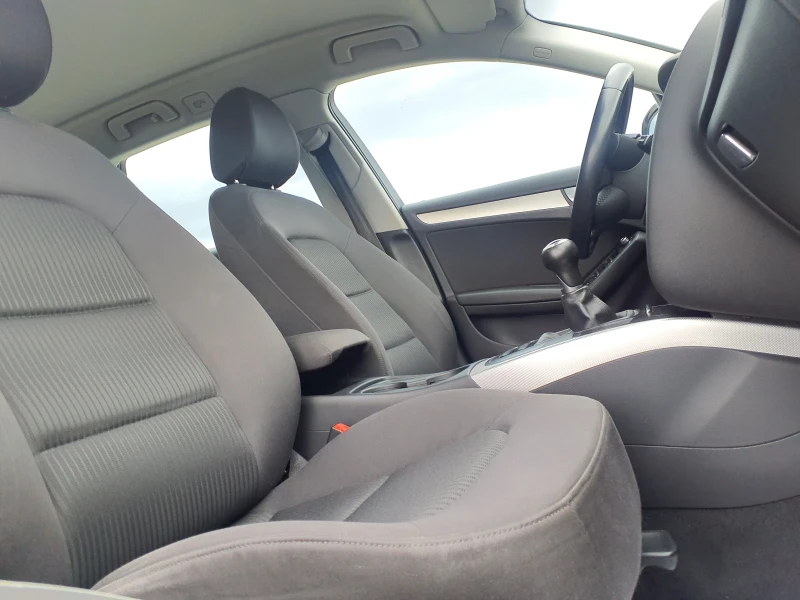 Audi A4 2.0 TDI -143 LED NEW LINE KSENON , снимка 15 - Автомобили и джипове - 52554481