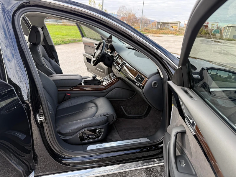 Audi A8 3.0i-FACE-TOP-150000km, снимка 13 - Автомобили и джипове - 52624877