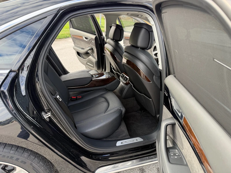 Audi A8 3.0i-FACE-TOP-150000km, снимка 12 - Автомобили и джипове - 52624877