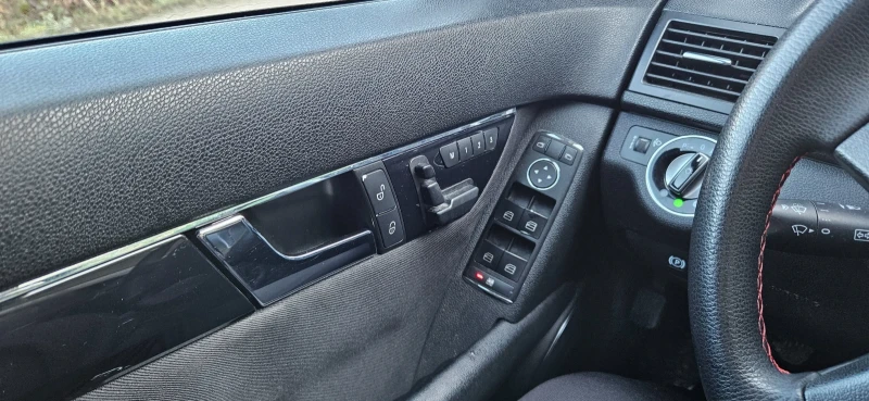 Mercedes-Benz C 280 Бензин/газ, снимка 3 - Автомобили и джипове - 52755272
