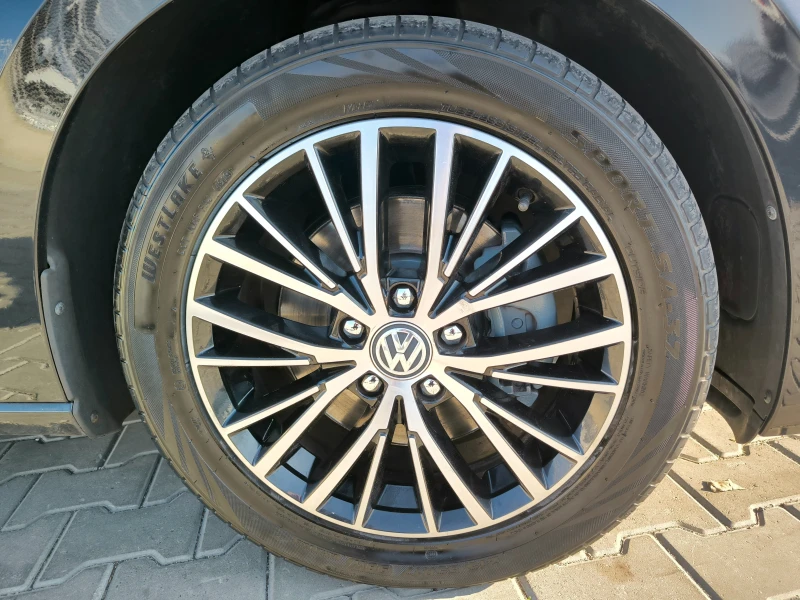 VW Touran 2, 0ТDi-150k.c.6скор.HABИ, LED, , снимка 15 - Автомобили и джипове - 52817027