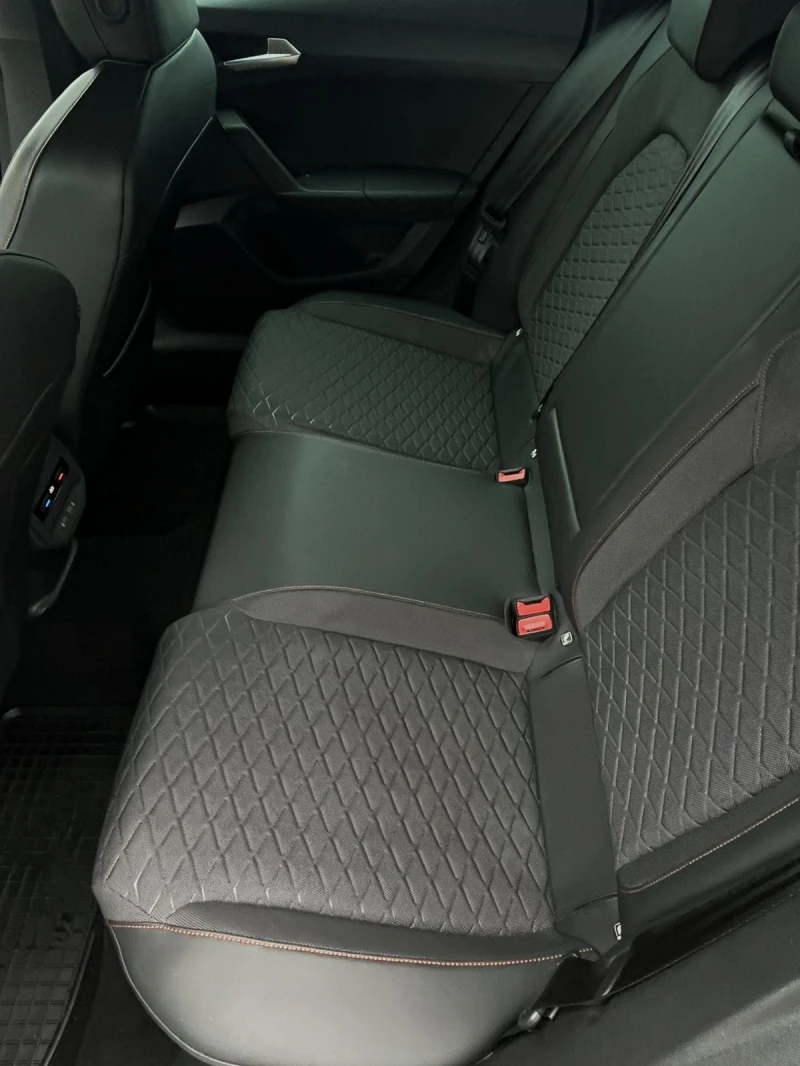 Seat Leon FR, снимка 16 - Автомобили и джипове - 52891937