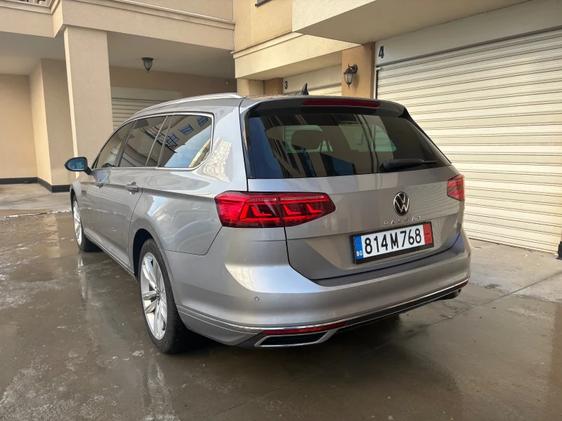 VW Passat Elegance, Digital, IQ Light, Камера, История, снимка 3 - Автомобили и джипове - 53341911
