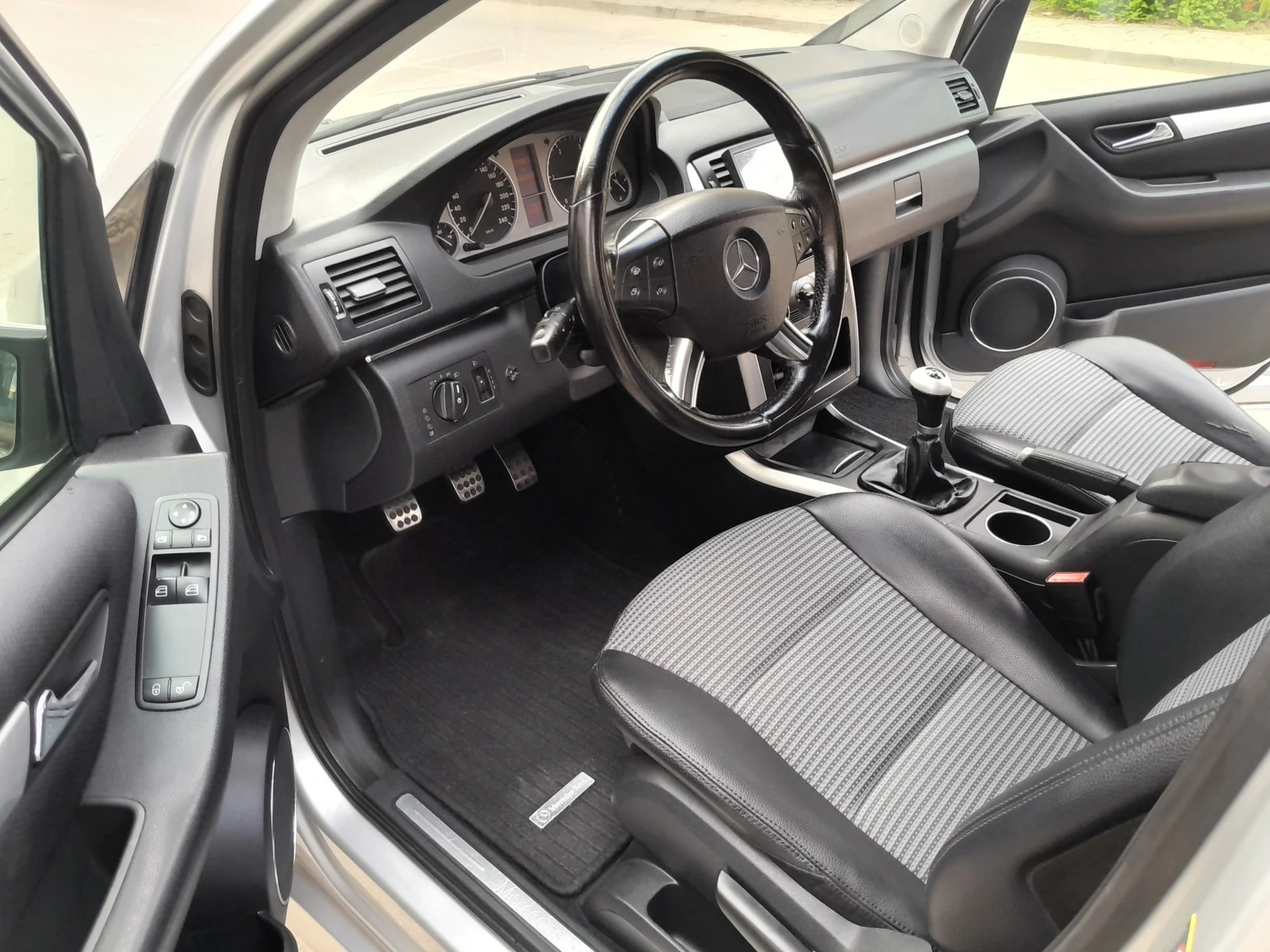 Mercedes-Benz B 200 2.0CDI 6skorosti | Mobile.bg — изображение 11