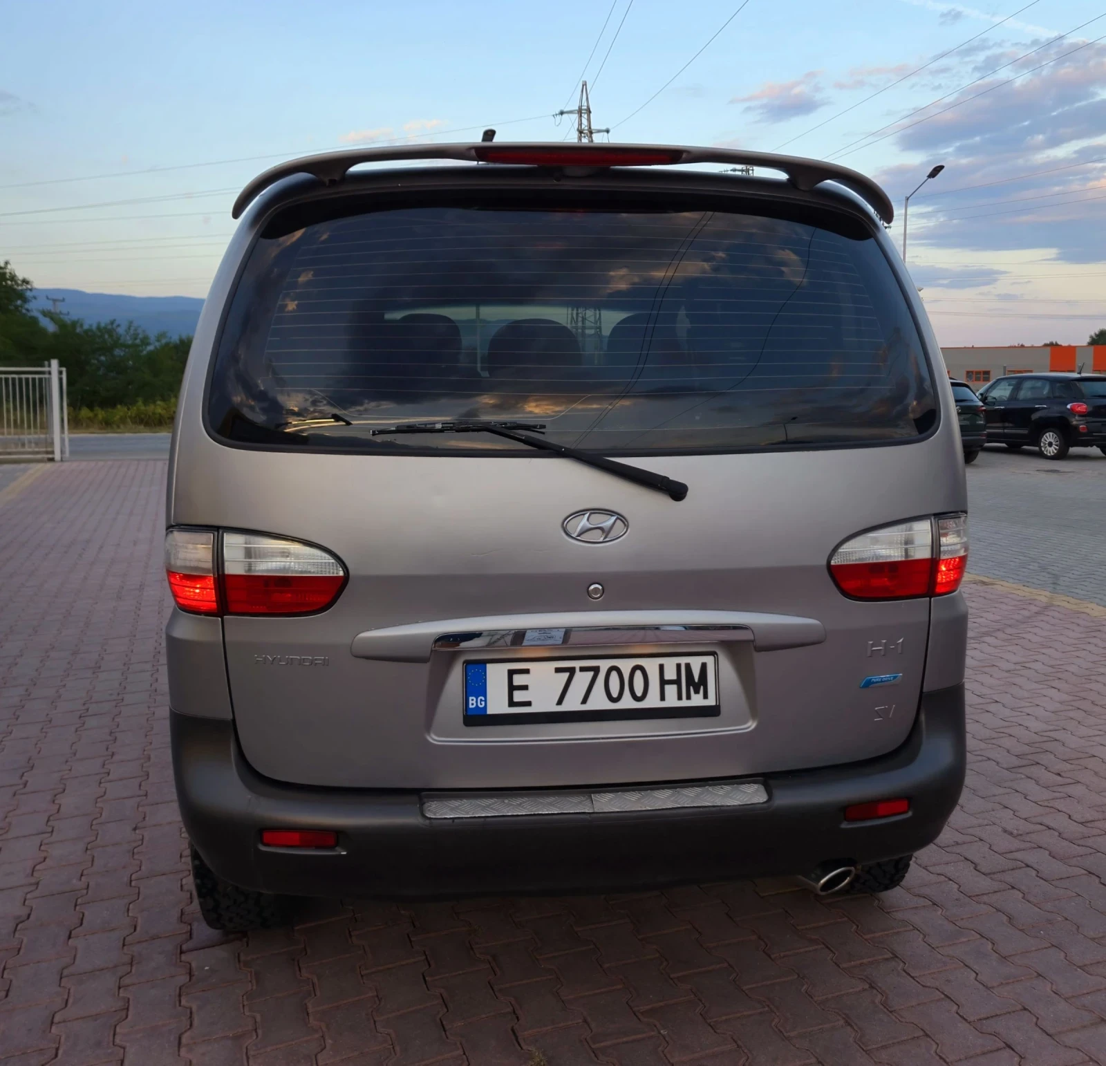 Hyundai Starex H1 Starex 2.5TDI - изображение 5