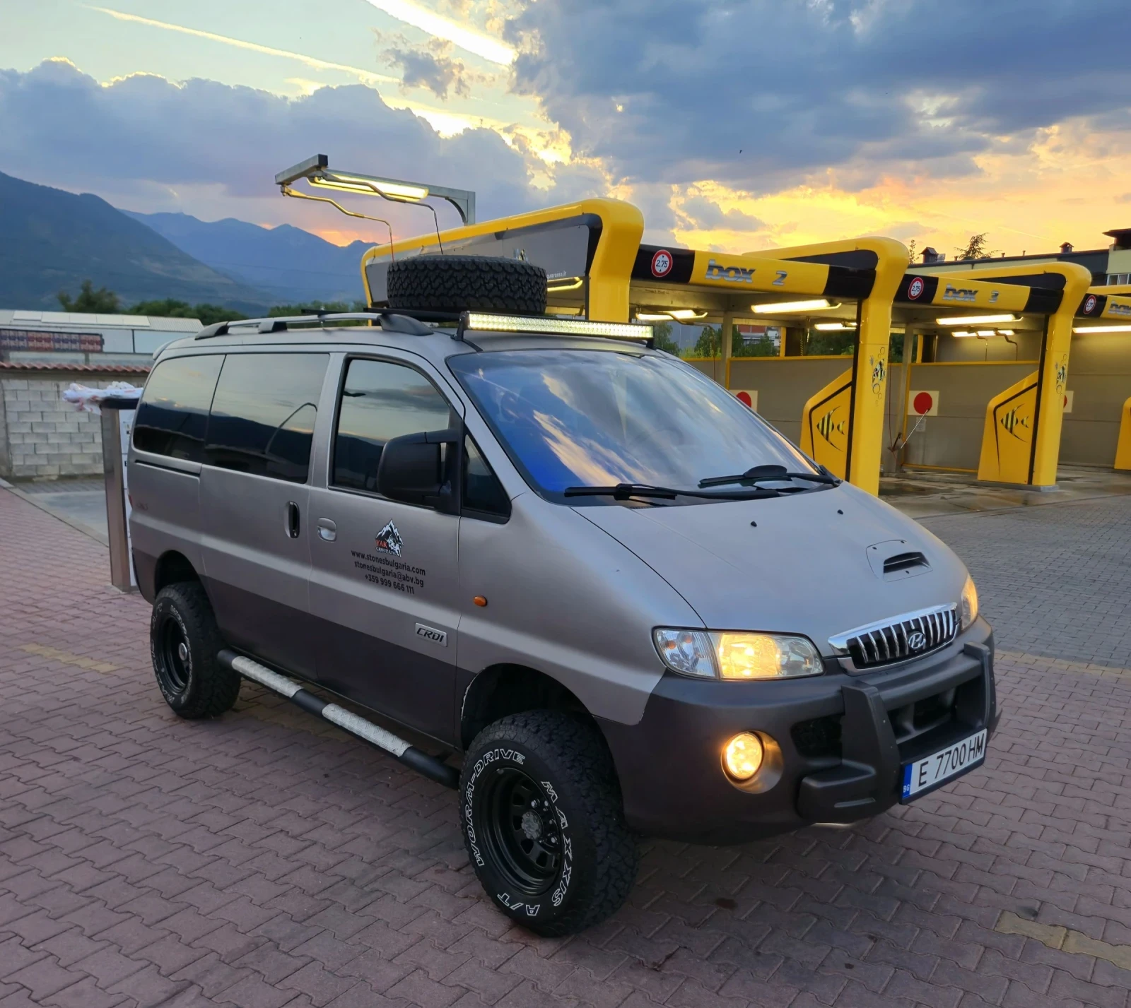 Hyundai Starex H1 Starex 2.5TDI - изображение 8