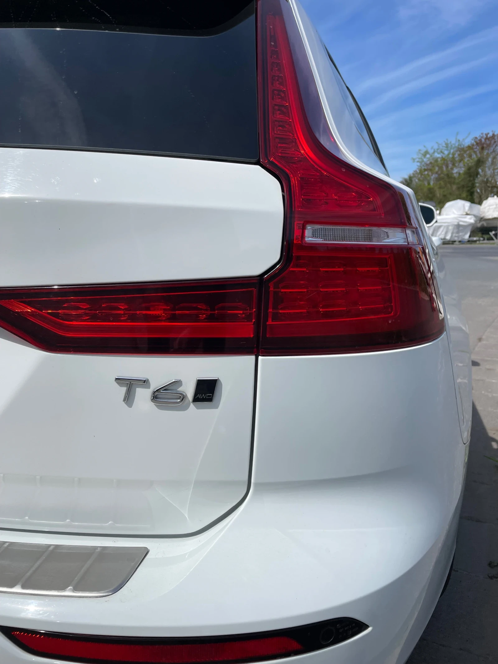 Volvo V60 Momentum Geartronik - изображение 5