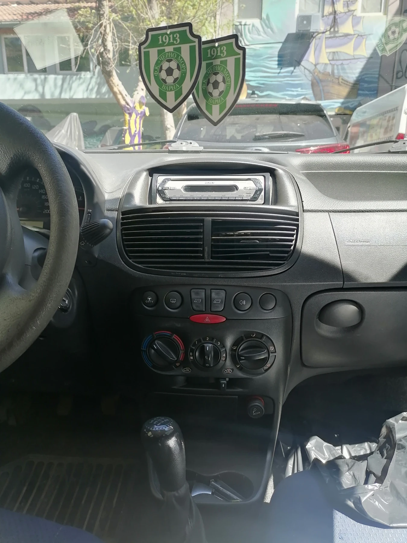 Fiat Punto 1.3 diesel multijet - изображение 2