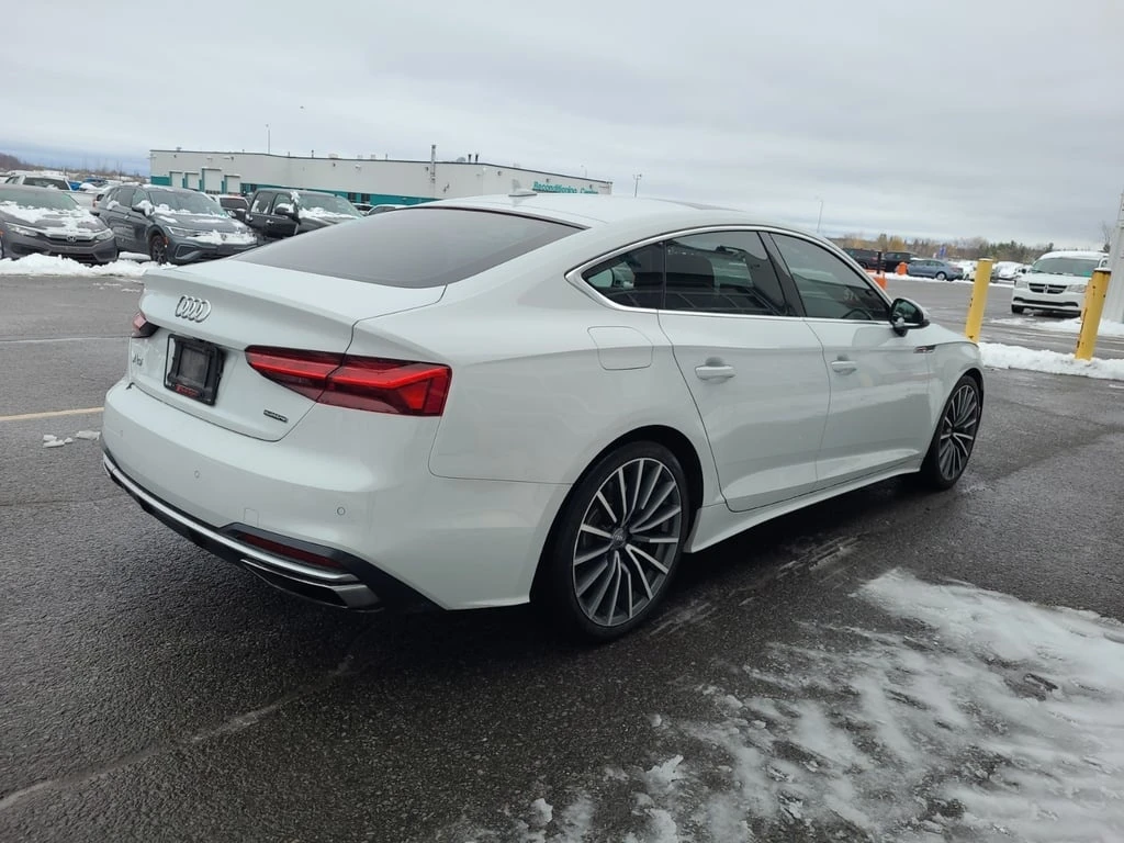 Audi A5 * KOMFORT * ИСТОРИЯ* АВТО ФИНАНСИРАНЕ - изображение 3