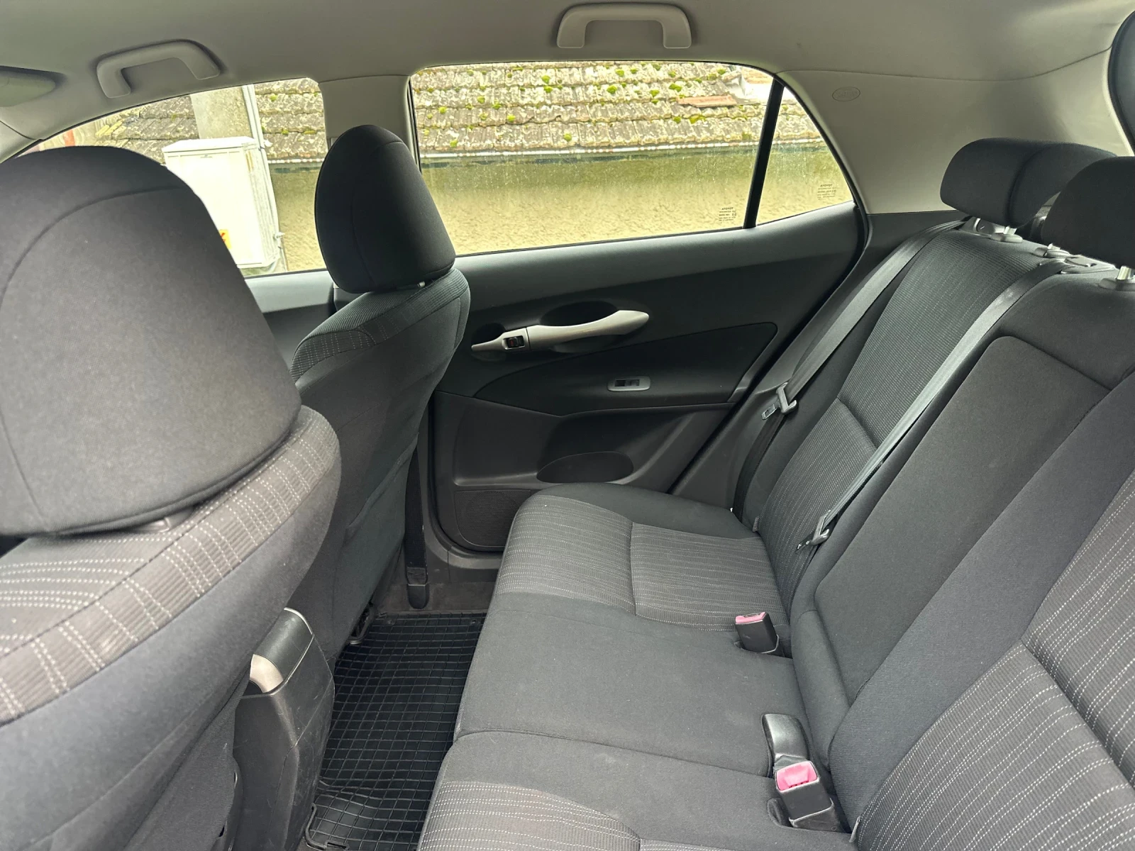 Toyota Auris 2.0 D4D | Mobile.bg   10