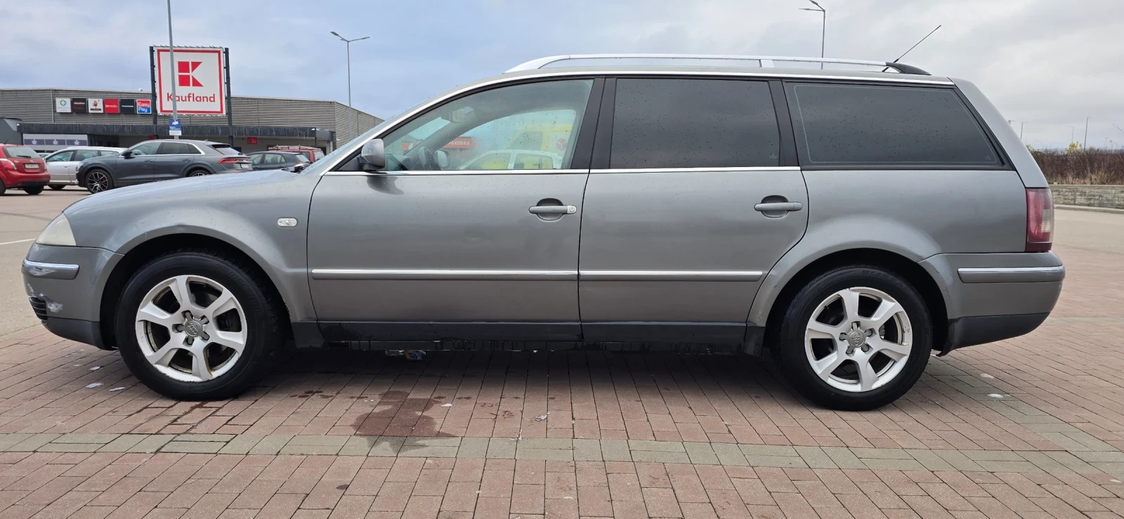 VW Passat 1.9 131 TDI highline, снимка 4 - Автомобили и джипове - 53561604