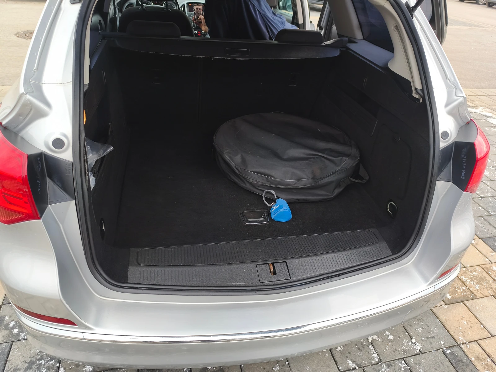 Opel Astra 1.4, снимка 10 - Автомобили и джипове - 53729037